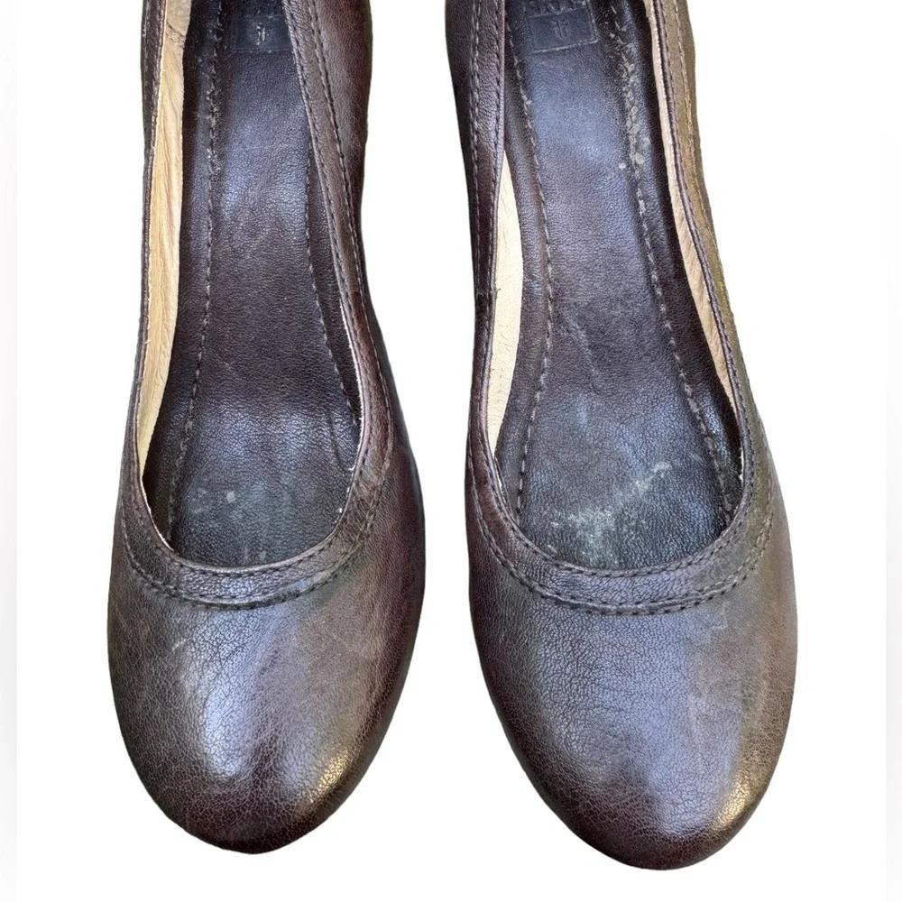 FRYE Carson Wedge Pump US 8.5 Brown Leather Shoes round toe